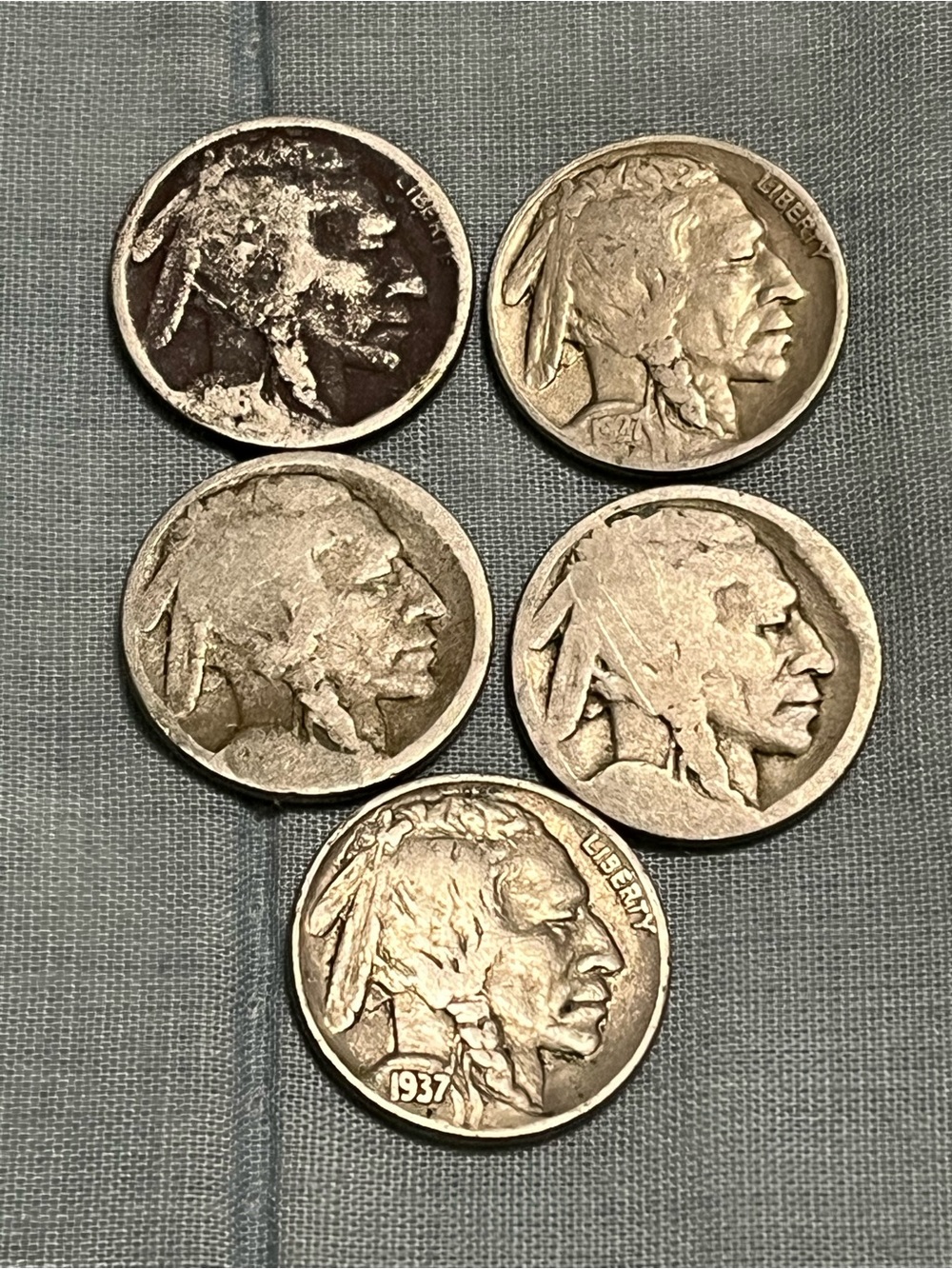Antique-Style Buffalo Nickel Coin Set - Silver Finish